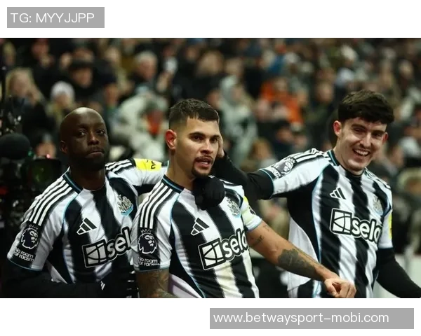 阿什拉夫伤愈归队恢复训练有望出战欧冠对纽卡的关键战役